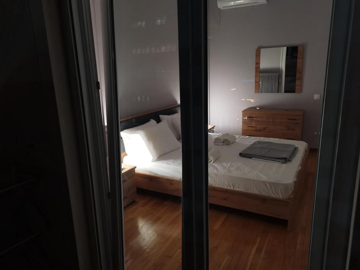Penthouse Spacious W Super Wifi & Terrace, 2 Min From Metro Афины Экстерьер фото